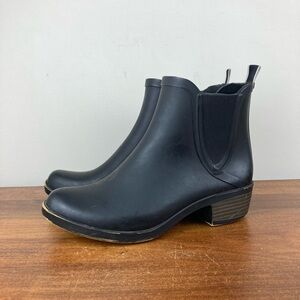 Lucky Brand Basel H2O Side Zip Ankle Boot Black Rubber Women’s Size 6M.
